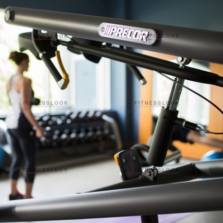 Рендер-3 для Precor DPL624 - тренажер для приседаний